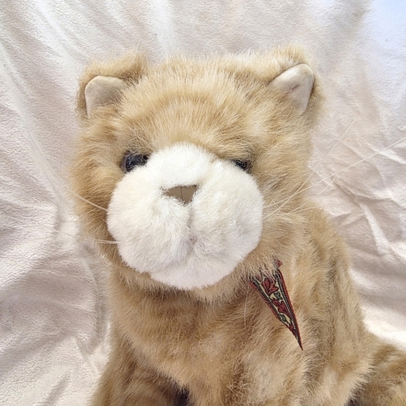 Vintage GUND 11" Sitting Orange Tabby Cat Plush Stuffed Animal with Ribbon - Picture 2 of 7
